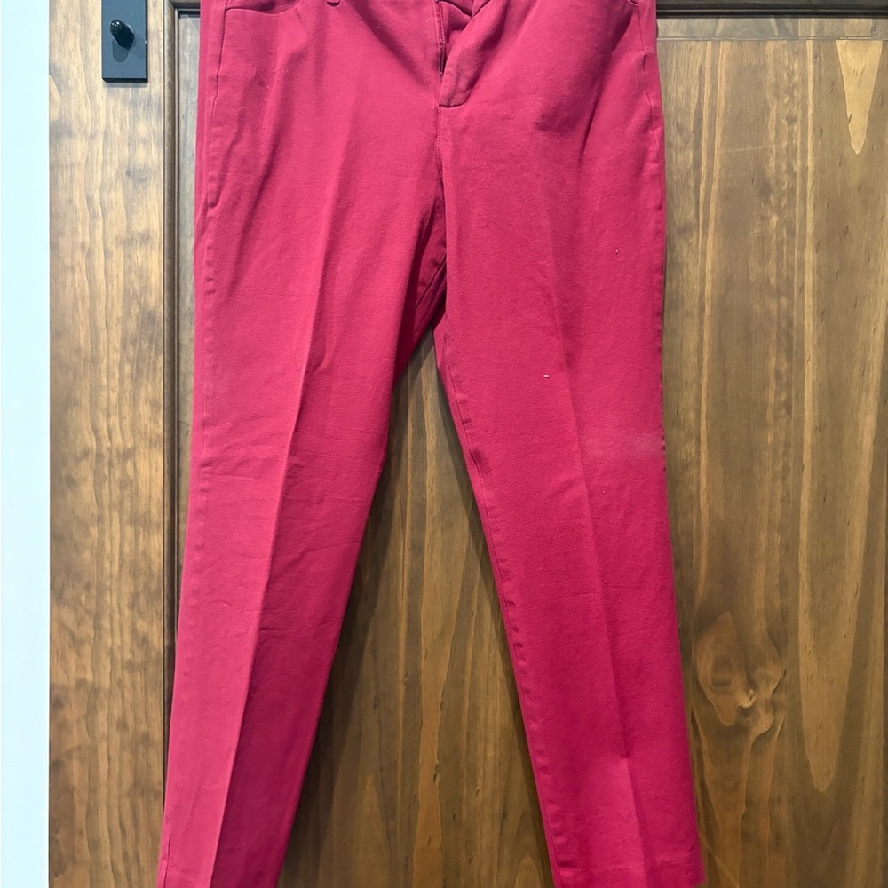 Old Navy Pixie Ankle Pants in Wine